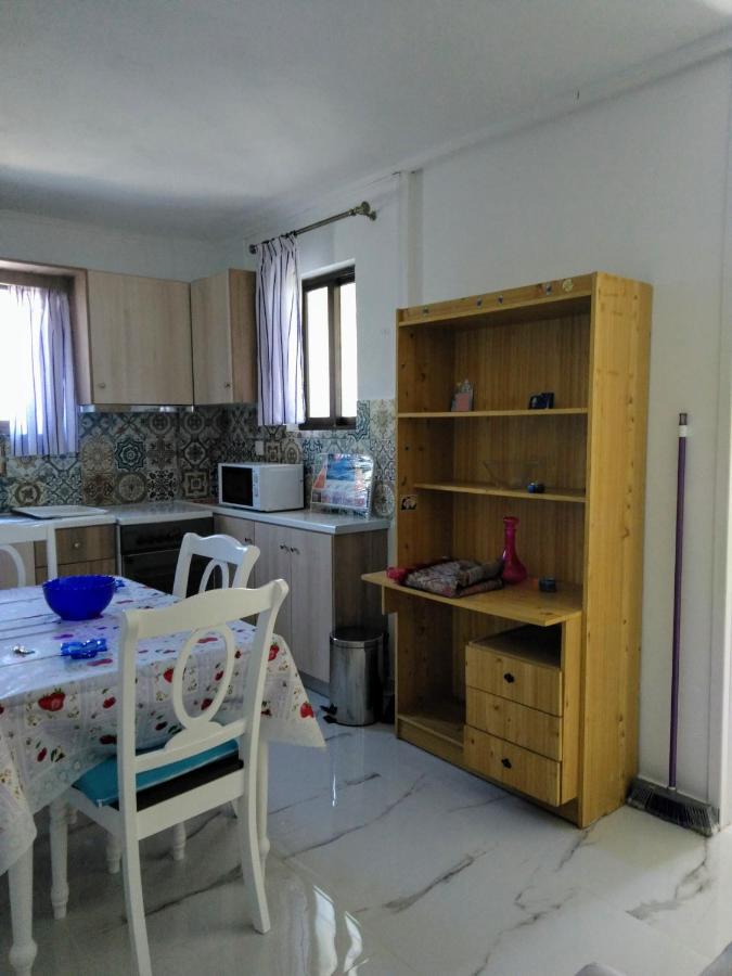 Sissy Apartments By The Sea 尼基亚娜 外观 照片